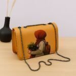 Elegant Artistic Shoulder Bag – Stylish Chain Strap with Modern Printed Design