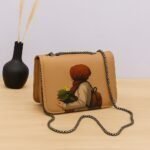 Elegant Artistic Shoulder Bag – Stylish Chain Strap with Modern Printed Design