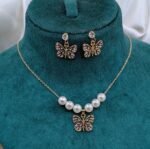 Luxe Clover Motif Jewelry Set With Lustrous Faux Pearl Accents