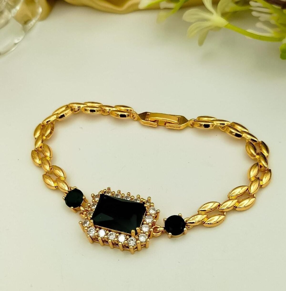 Luxe Emerald Cut Crystal Bracelet With Polished Chain