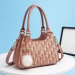 Elegant Monogram Pattern Shoulder Bag With Detachable Strap - Image 3